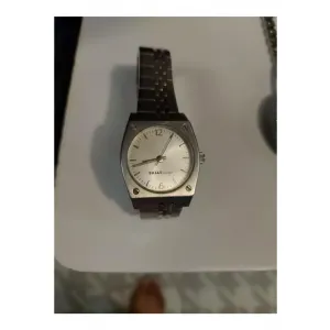 발리 여성용 명품시계