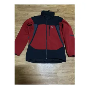 [M] 몬츄라 집업