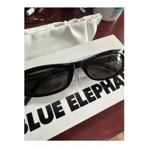 블루엘리펀트 CYA black